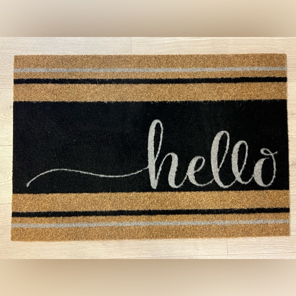 Black and Tan “Hello” Doormat